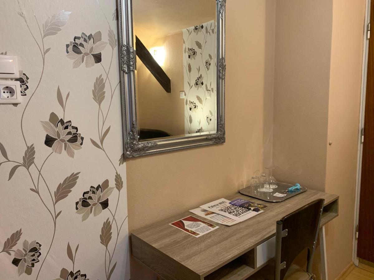 Palma Panzio Hotel Kaposvar Luaran gambar